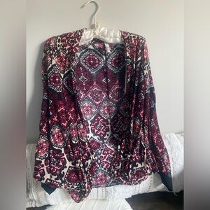 Aeropostale Red, Fushia and Black Patterned Kimono
